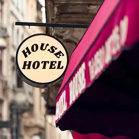 House Aparthotel